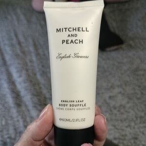 English Leaf Body Soufflé - Cream